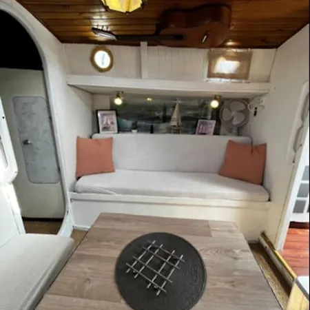 Botel Bateau Watson, Vivez L'aventure
